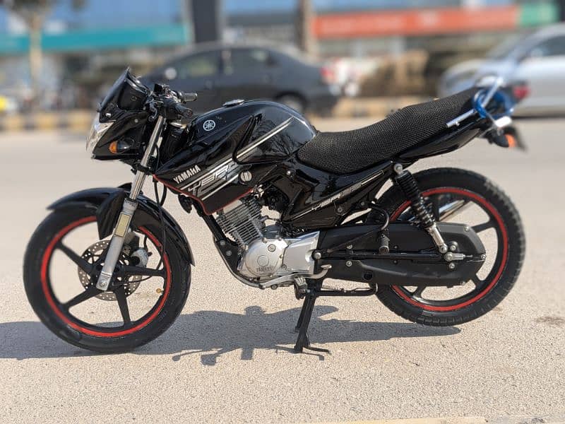 yamaha ybr 125 (2015 Japanese) 0