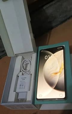 Tecno Camon 30 Just box open