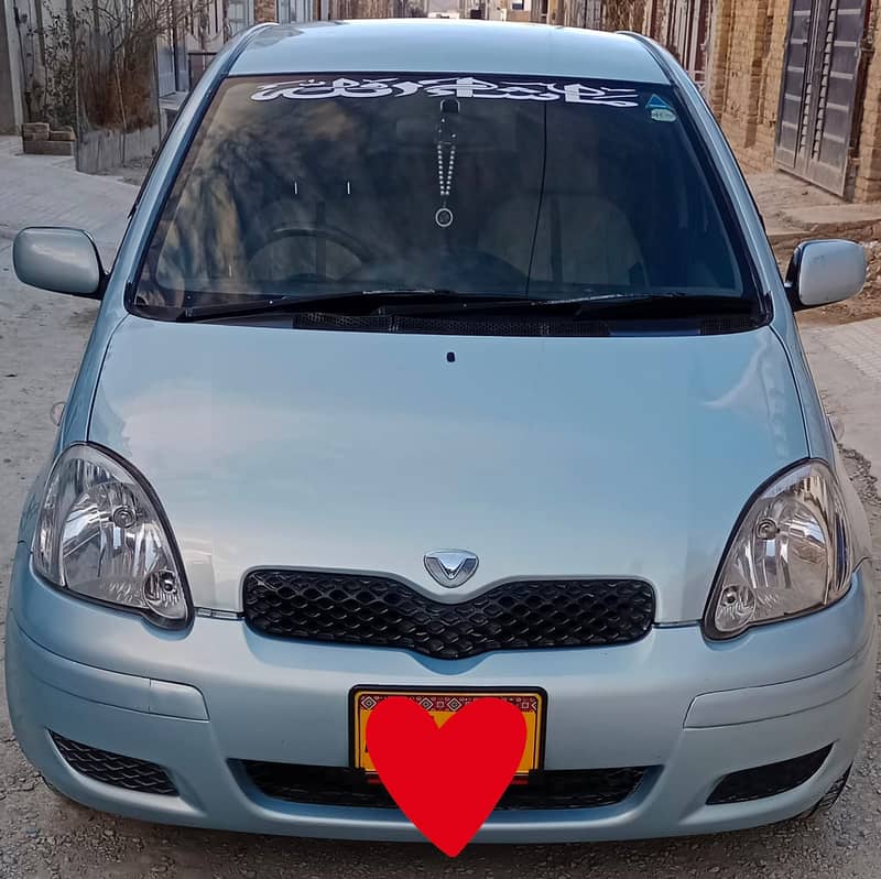 Toyota Vitz 2004 FL 8