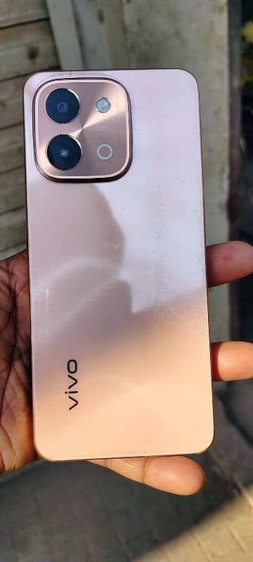 Vivo y28 Selling Urgent 2