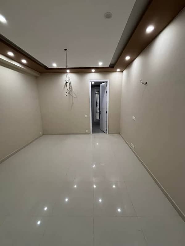 Flat for Rent - Lucky One Apartments Main Rashid Minhas Road 10