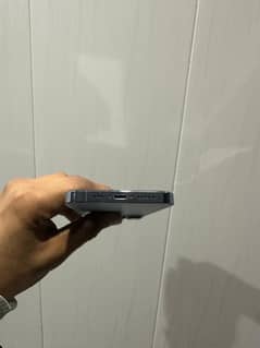 13 pro sira blue coloure 128 gb condition 10 by 10 battery health 92