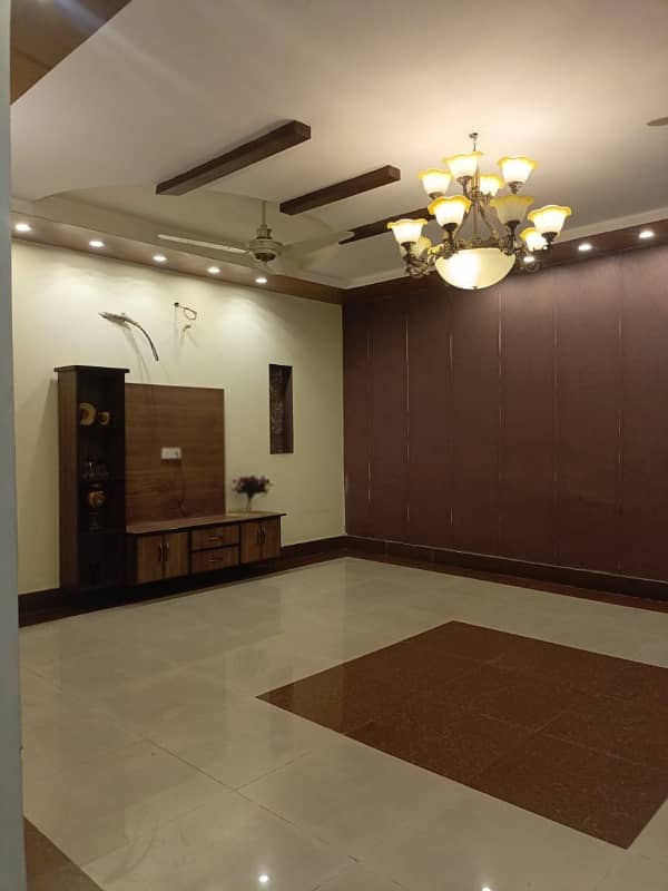 1 Kanal Upper Portion Is Available For Rent 3