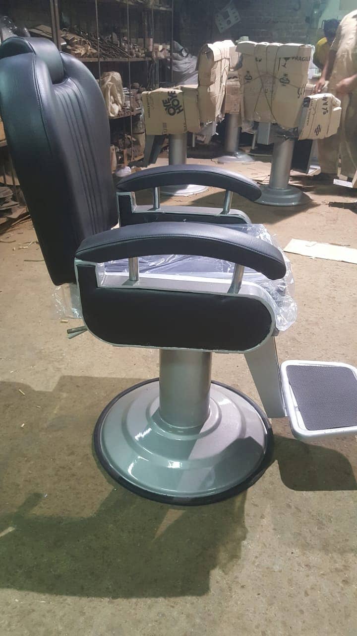 Salon Chair - Saloon Chair - Parlour Chair - Manicure - Pedicure Chair 8