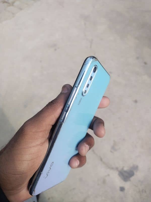 Vivo S1 8/256gb 1