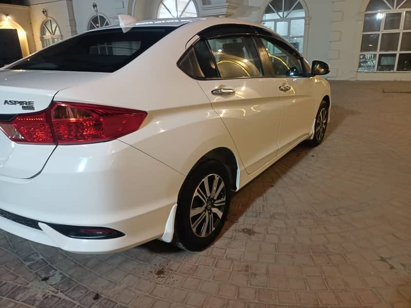 Honda City Aspire 1.5 Model 2022(Automatic Full Option Push Start) 4