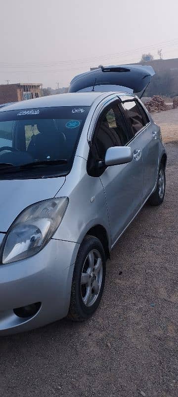 Toyota Vitz 2005 Register 2008 8