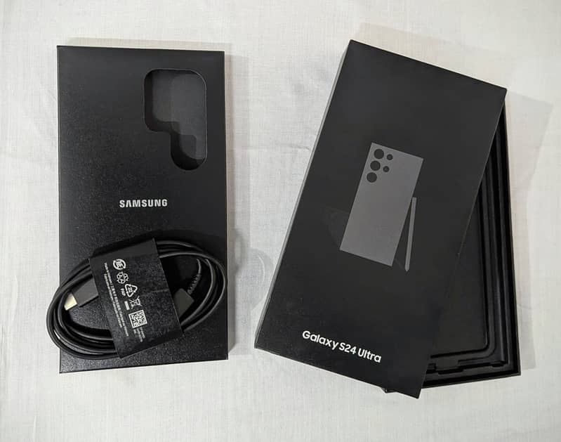 Samsung S24 Ultra 12/256 With All Accessories 6