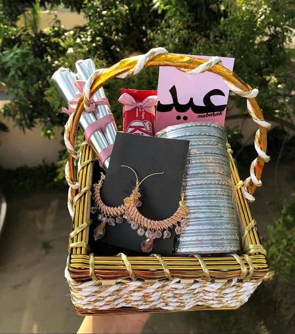 Eid gift basket 0