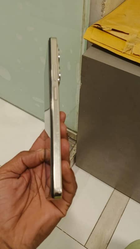 Infinix hot 40 pro 2