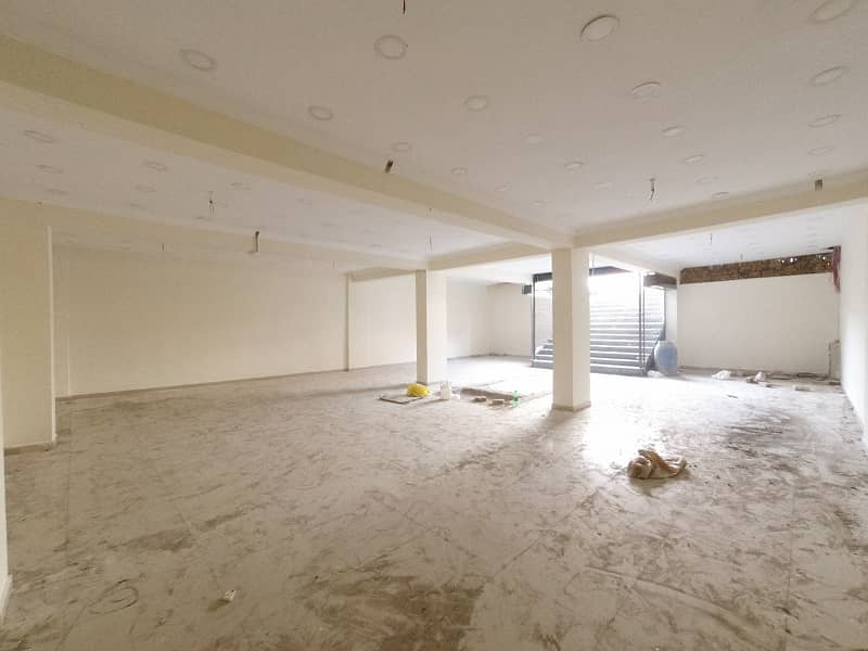 To sale You Can Find Spacious Building In Commercial Market 7