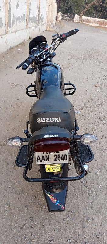 Suzuki GS150 very good condition 2