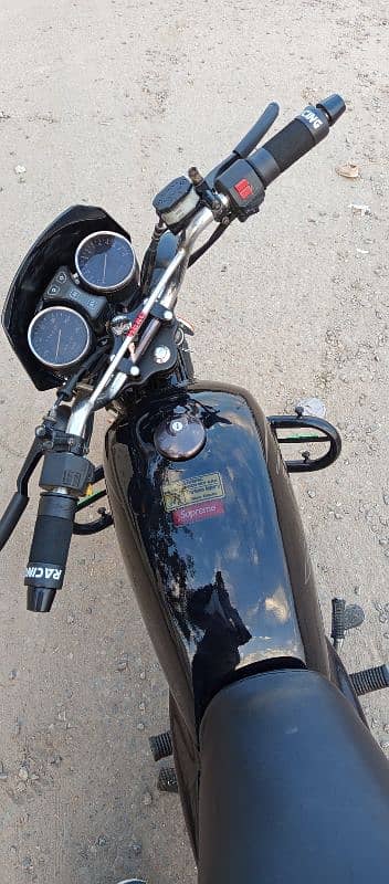 Suzuki GS150 very good condition 3