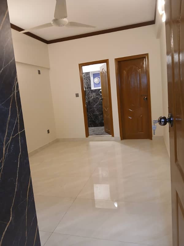 Apartment For Sale 1st Floor Fully Renovated In big Bukhari 10