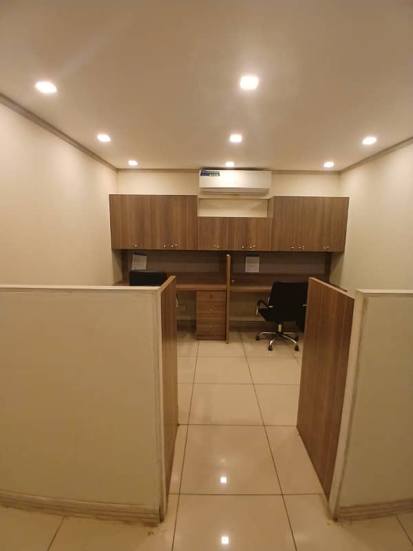 Office For Rent 2nd Floor With LIFT In Big Bukhari 6