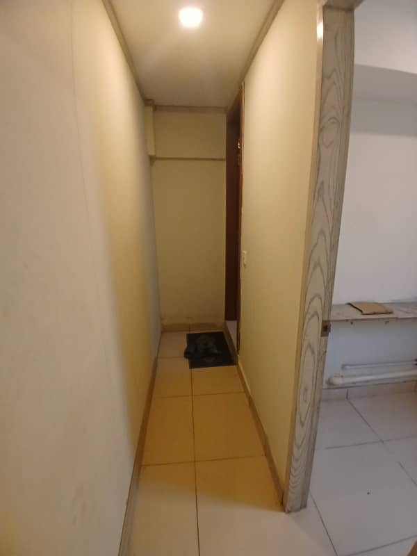 Office For Rent 2nd Floor With LIFT In Big Bukhari 10