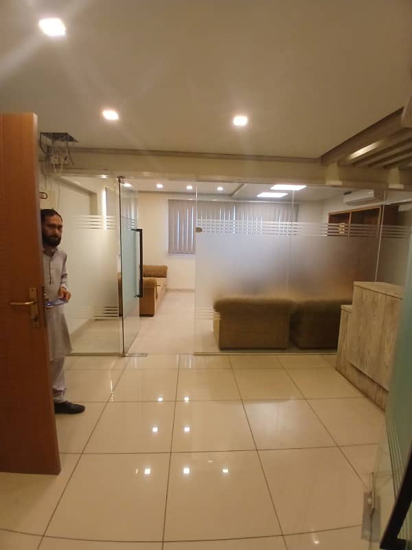 Office For Rent 2nd Floor With LIFT In Big Bukhari 15