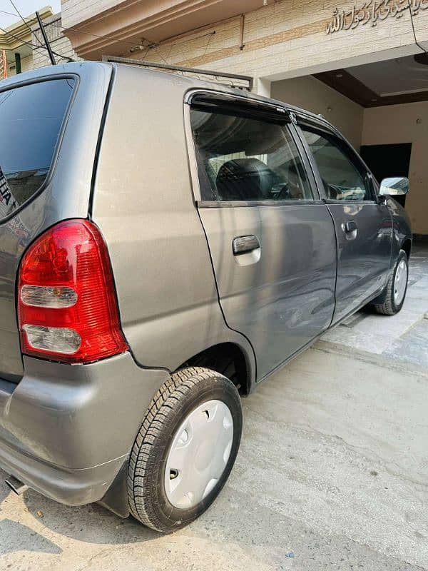 Suzuki Alto 2011 3