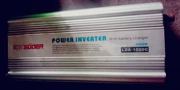 Power invertor with battery charger