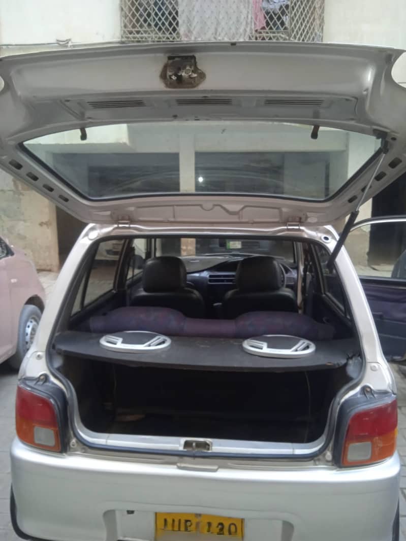 Daihatsu Cuore 2006 3