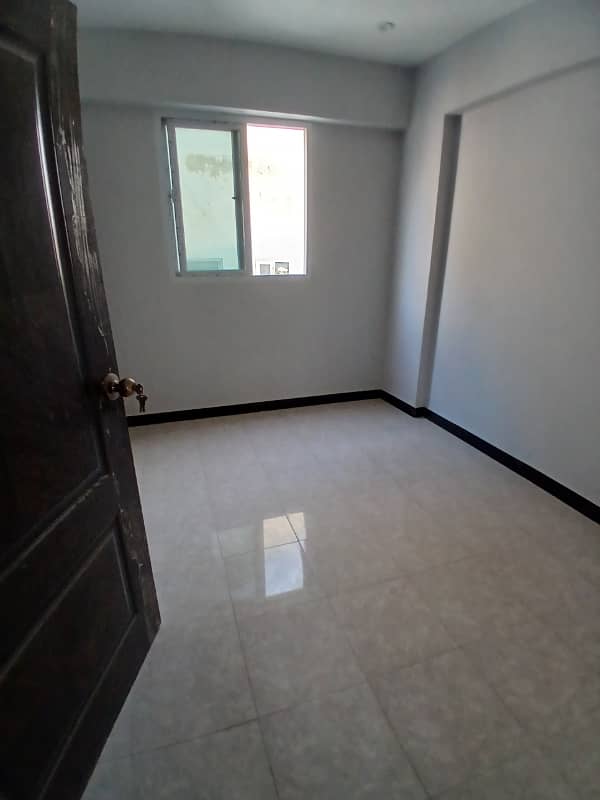 Brand New Studio Apartment 4Th Floor With Lift 3