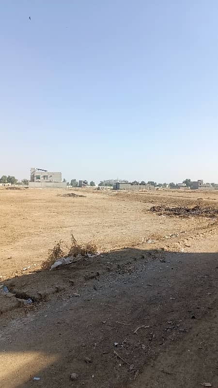 120 Sq Yard Transfer Plot For Sale in PIR AHMED ZAMAN TOWN block 4 17