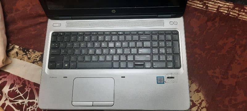 HP book 560 G2 3