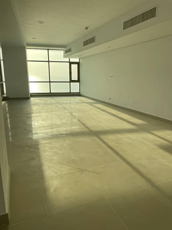 3 Bedroom Apartment In Emaar Pearl Tower On Rent 0