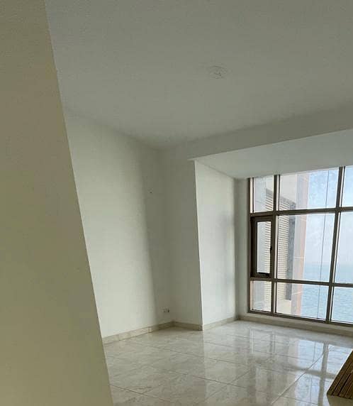 3 Bedroom Apartment In Emaar Pearl Tower On Rent 3