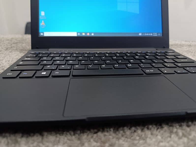 Toshiba Dynabook E-10 N4120 DRR4 RAM celeron win11 supported 2