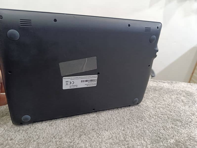 Toshiba Dynabook E-10 N4120 DRR4 RAM celeron win11 supported 5