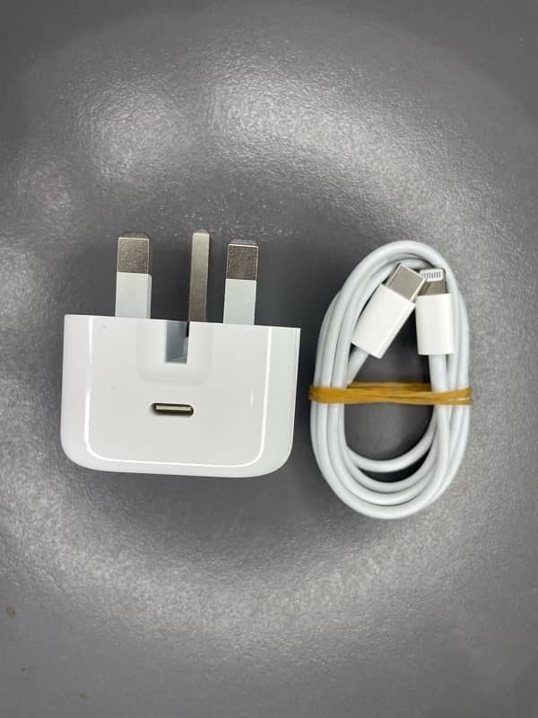 Apple iPhone Charger / iPhone 14 Pro Max 100% / Original Charger 1