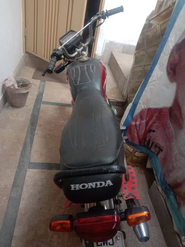 Honda 70cc 2006 model 2