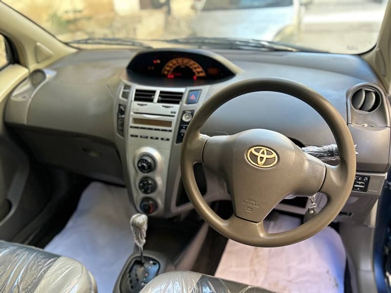 Toyota Vitz 2007 10