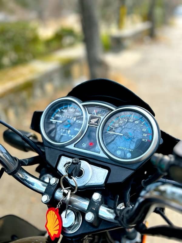 Honda cb 150f for Sale (Special Number: 5555) 6