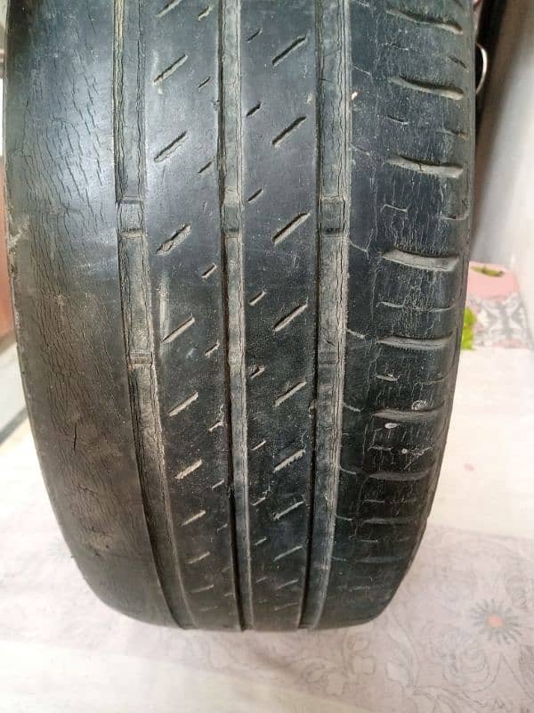 tyre 185/65 R14 1