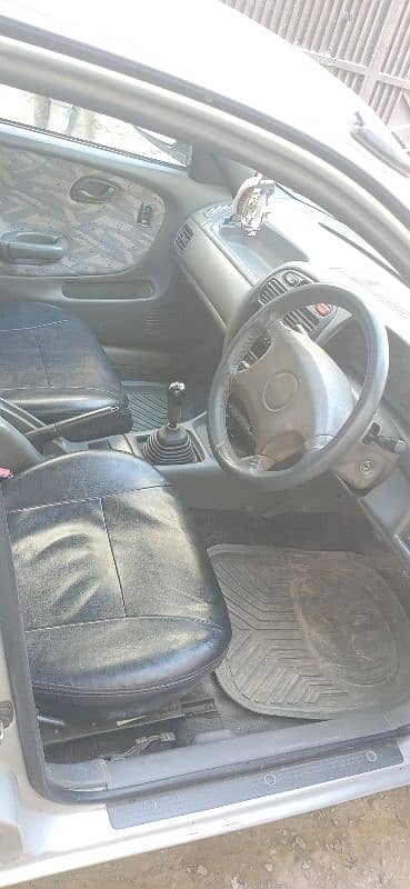 Suzuki Baleno 2004 17