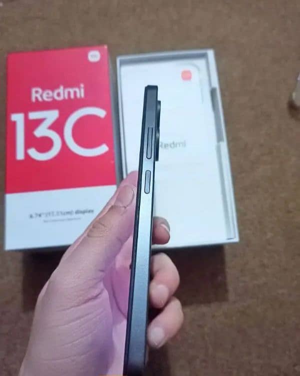 REDMI 13C (4+2/128) COMPLETE BOX 2