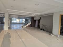 G13 complete 1 kanal floor available for rent