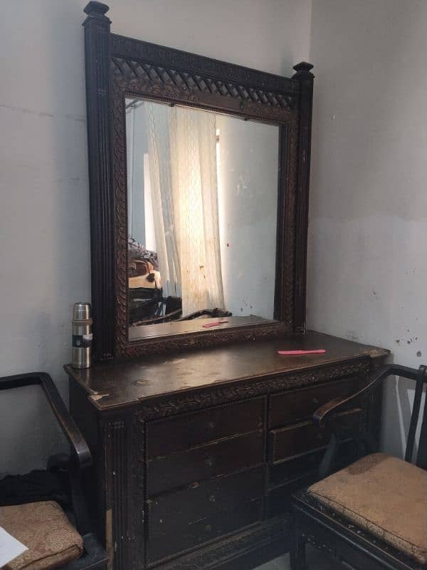 dressing table 2