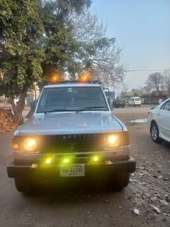 Mitsubishi Pajero 1987