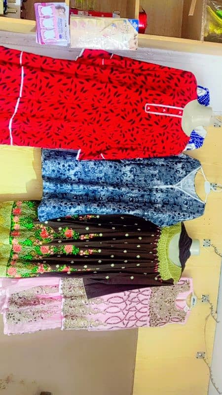 sales cloths in dukan (03075689506) 1