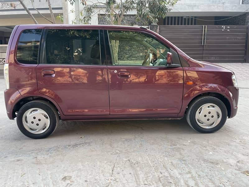 Mitsubishi Ek Wagon 2012 model and 2016 registered 8