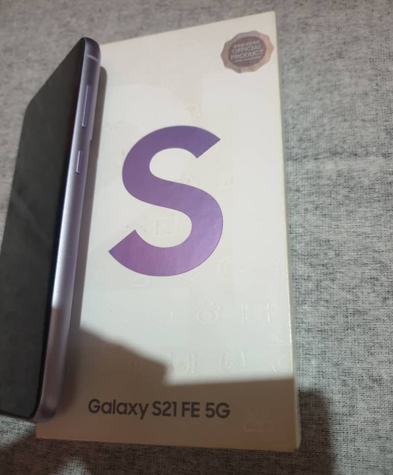 S21 Fe 5G Official Pta Approved. Full Box. Dual Sim. 256GB. 6