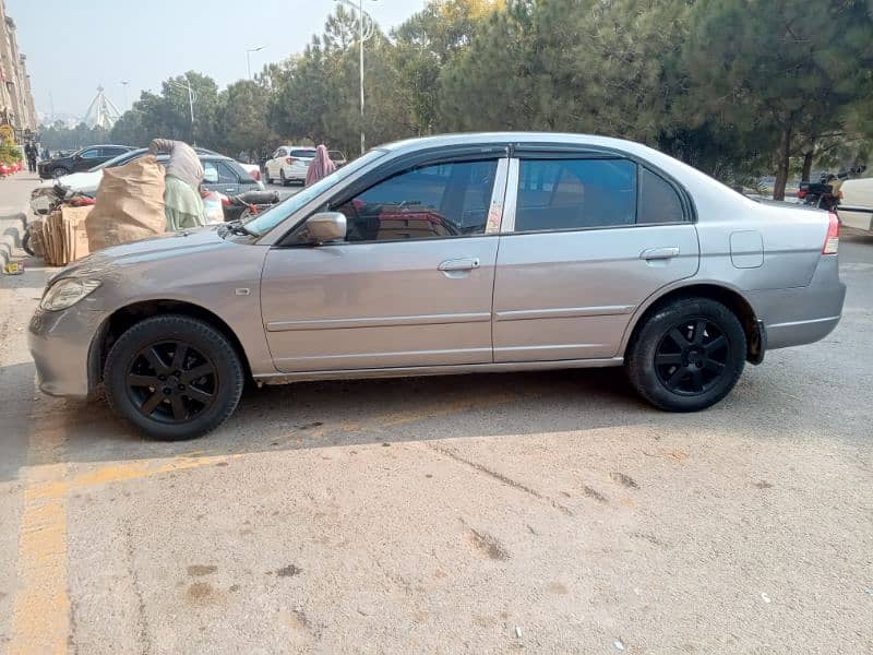 Honda Civic EXi 2005 1