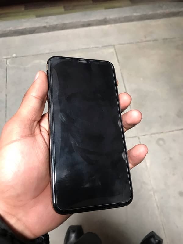 iphone xs max 256 gb pta 1