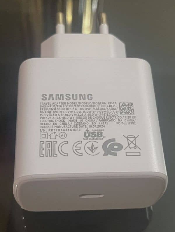 orginal Samsung adapter 1