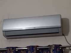 Gree 1.5 ton DC inverter