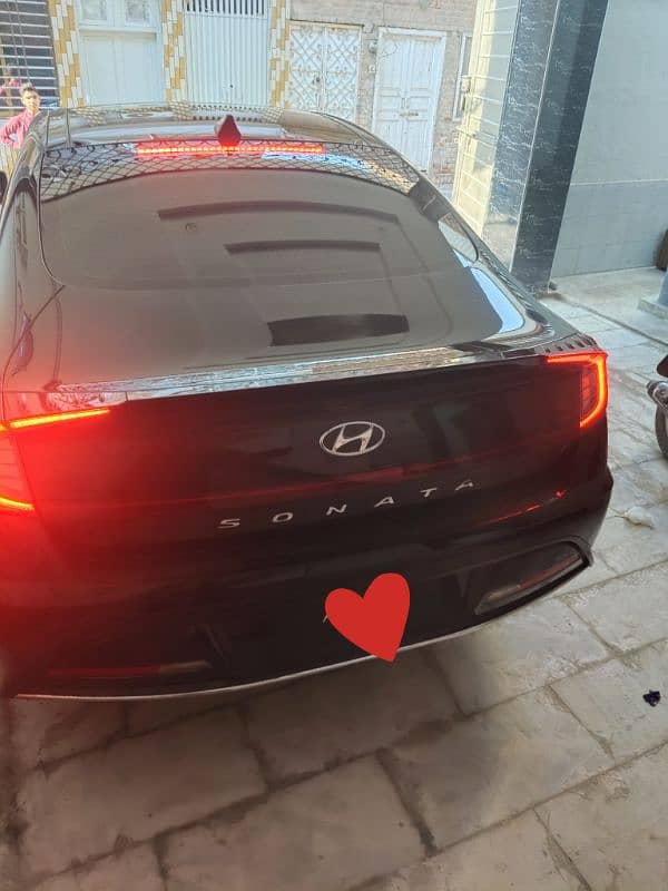 Hyundai Sonata 2022 3