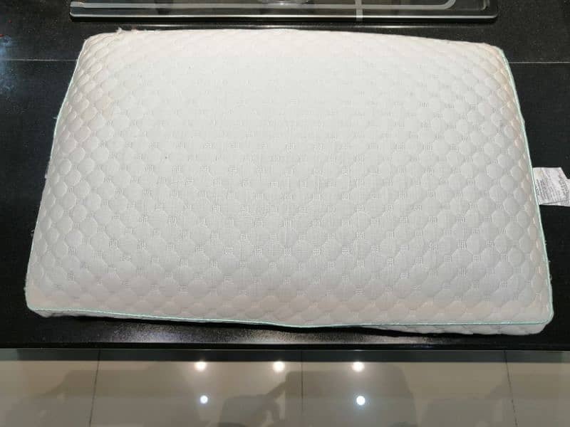 Imported Orthopedic pillows of International Brands 4